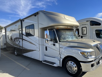 Thumbnail of RV