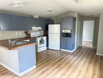 Photo of For Sale: 3-bedroom, 2-bathroom |  Marshall 56