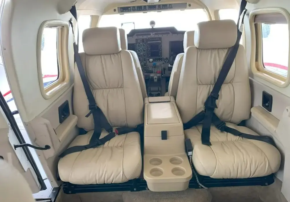 7392/piper-pa-34-220t-seneca-v-2012-flightmarket-id-7392-42033.webp