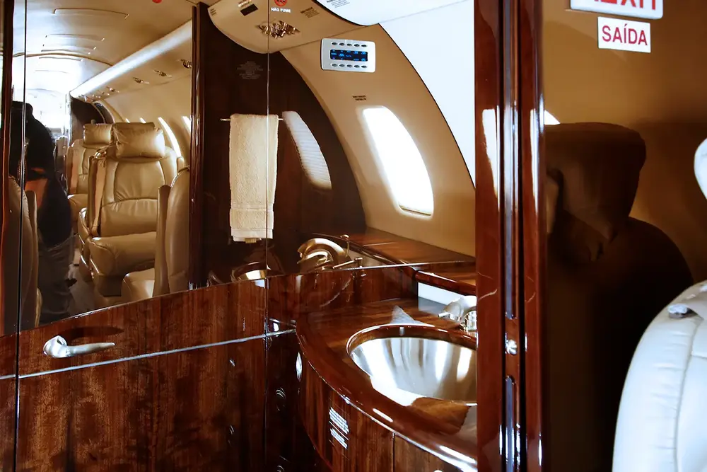 7619/cessna-citation-sovereign-2006-flightmarket-id-7619-17055.webp