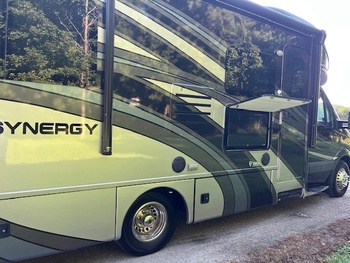 Thumbnail of RV