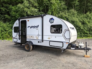 Thumbnail of RV