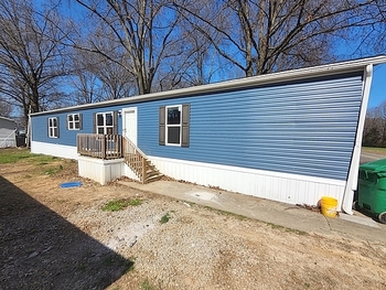 Thumbnail of mobile home