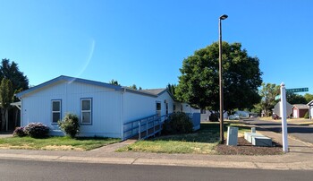 Thumbnail of mobile home