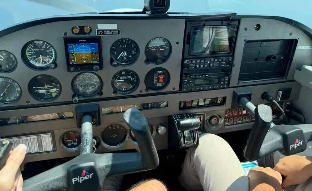 7249/piper-pa-28-180-cherokee-1968-flightmarket-id-7249-13401.webp