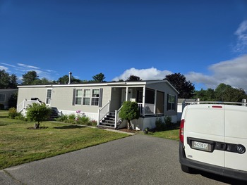 Thumbnail of mobile home