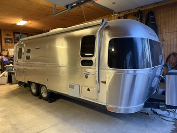 Thumbnail of RV