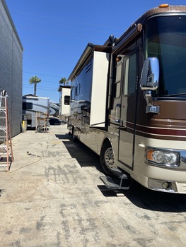 Thumbnail of RV