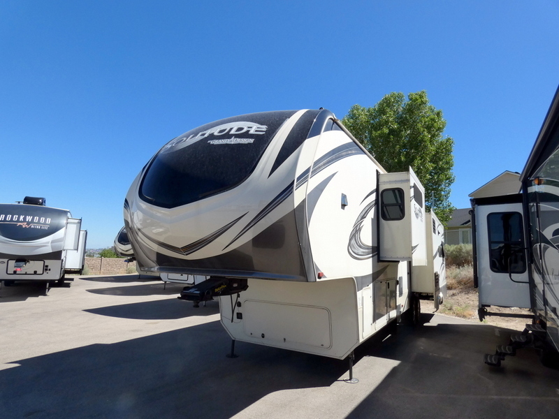 Photo of Rv