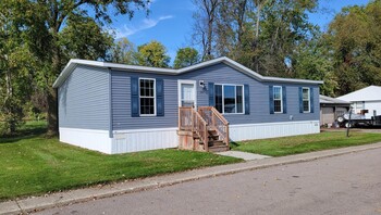 Thumbnail of mobile home