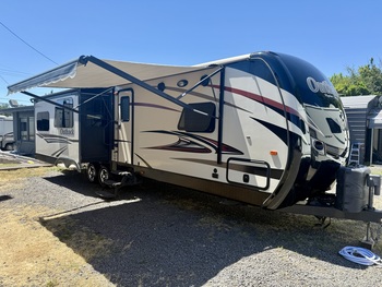 Thumbnail of RV