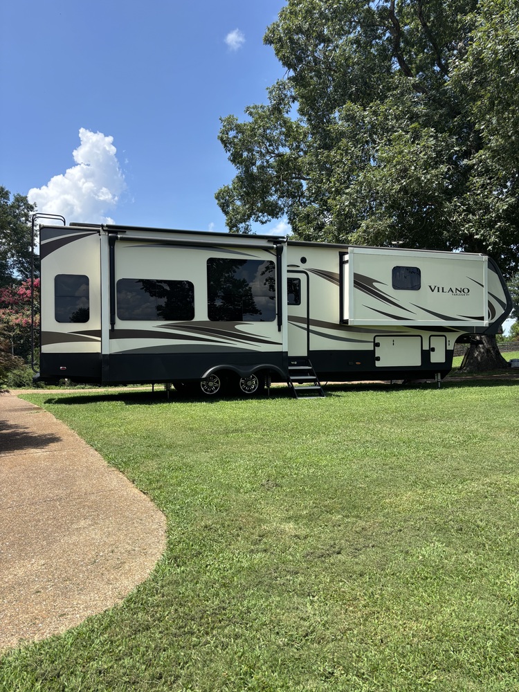 Photo of Rv