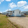 Mobile Home for Sale: 2 Bed 1 Bath 2006 Mobile Home
