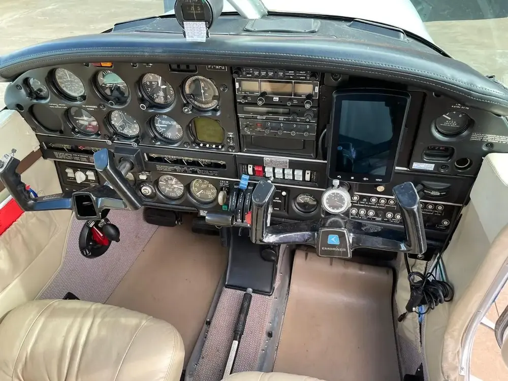 7546/neiva-embraer-emb-711a-corisco-1977-flightmarket-id-7546-42501.webp