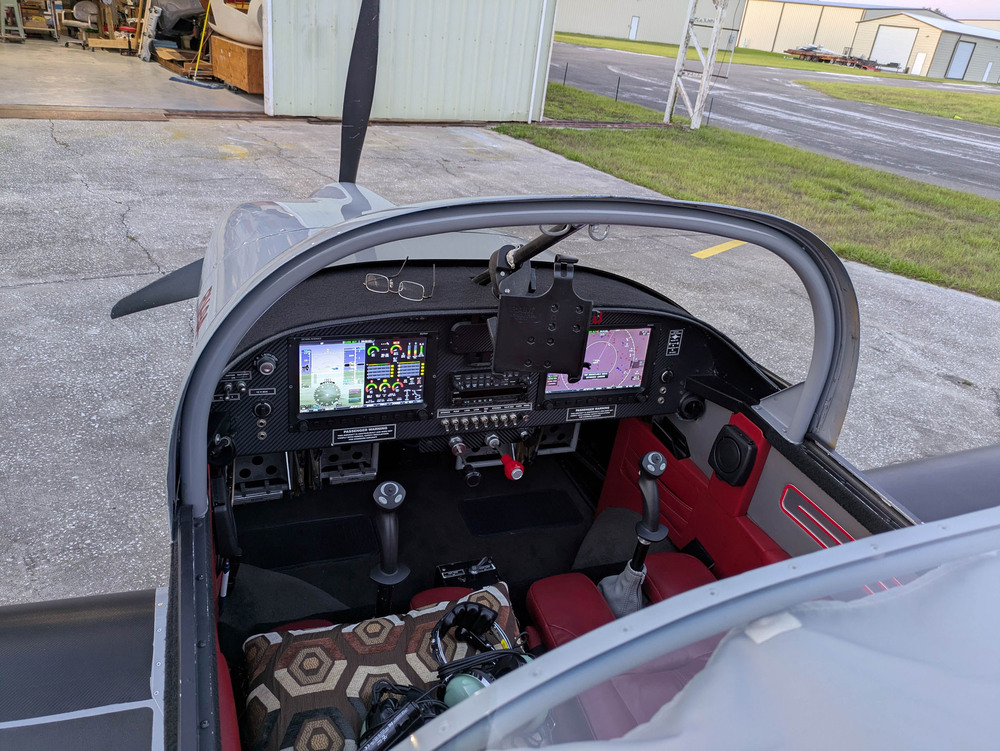 N123RB panel1.jpg