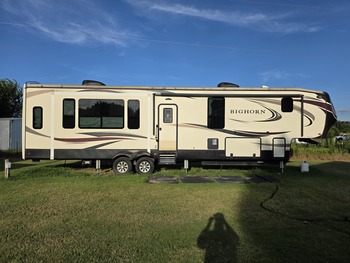 Thumbnail of RV