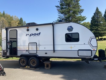 Thumbnail of RV