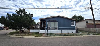 Thumbnail of mobile home