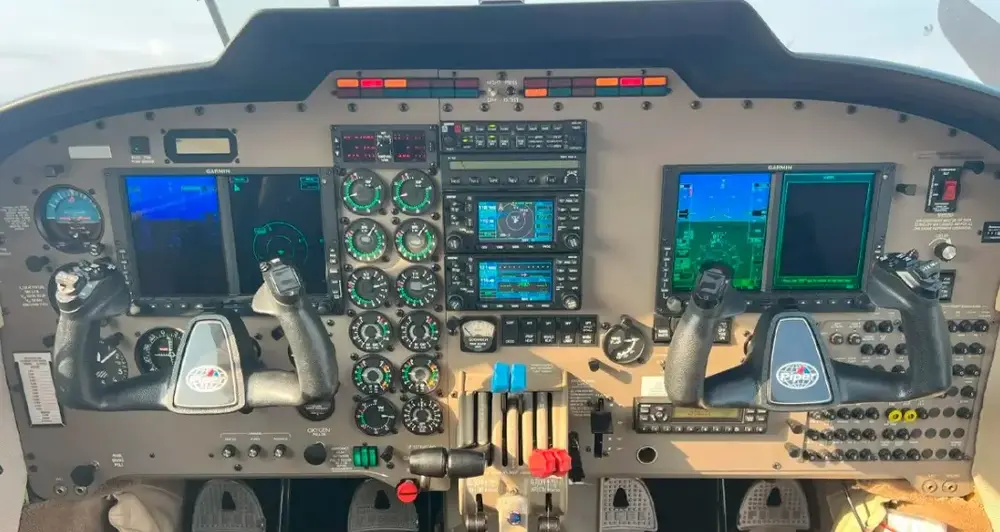 7392/piper-pa-34-220t-seneca-v-2012-flightmarket-id-7392-42032.webp