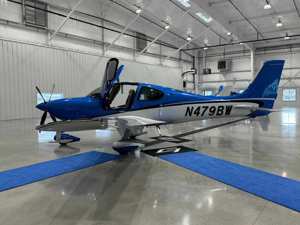 N479BW-1.jpg