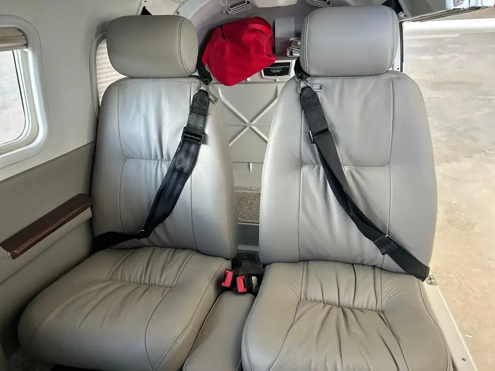 7725/piper-pa-34-220t-seneca-v-2013-flightmarket-id-7725-06314.webp