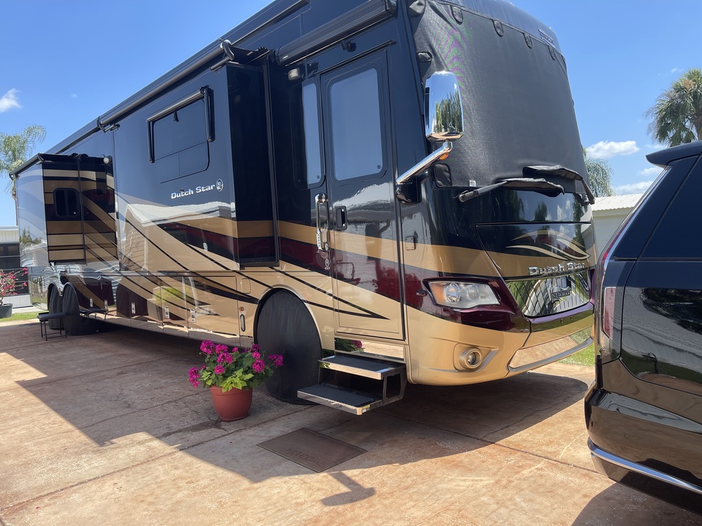 Photo of Rv