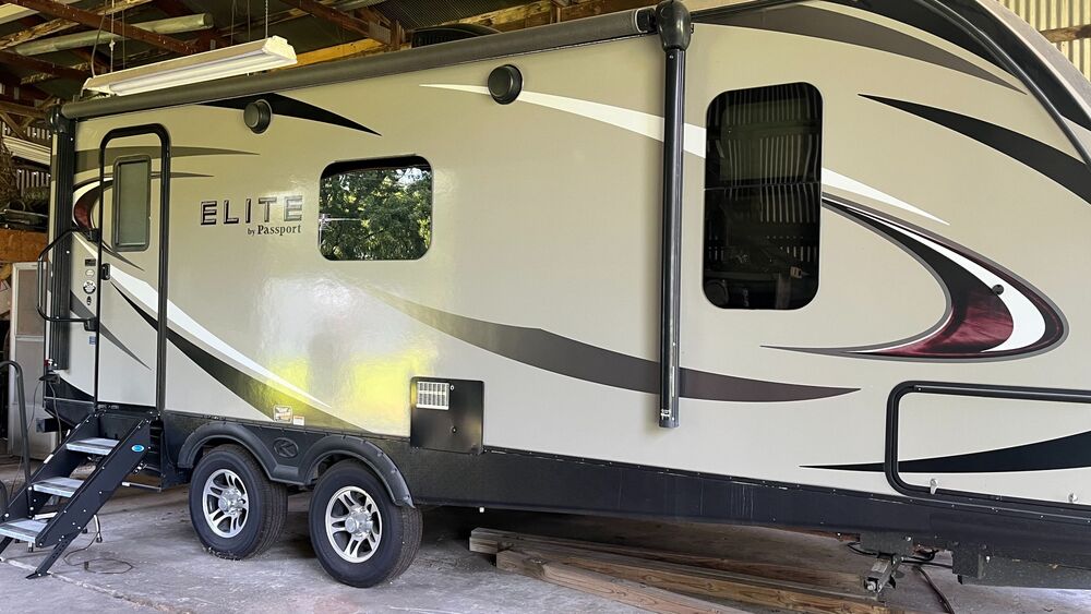 Photo of Rv