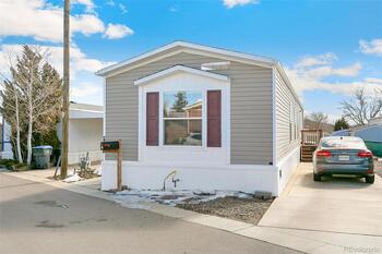 Thumbnail of mobile home
