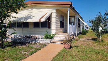 Thumbnail of mobile home