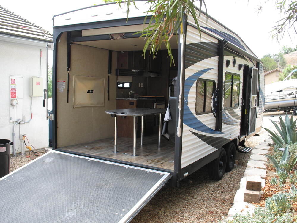 Photo of Rv