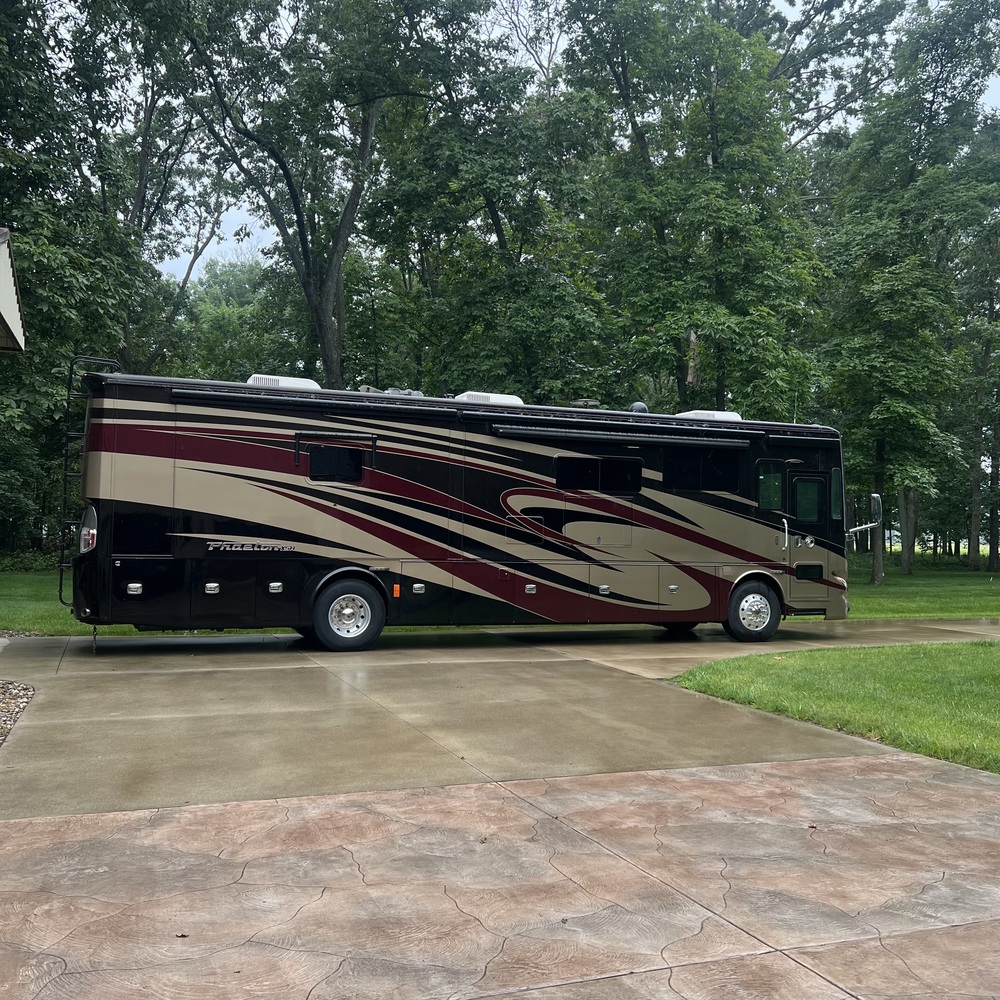 Photo of Rv