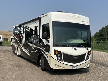 Thumbnail of RV