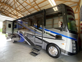 Thumbnail of RV