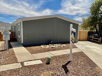 Thumbnail of mobile home