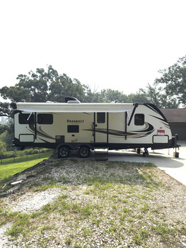 Thumbnail of RV