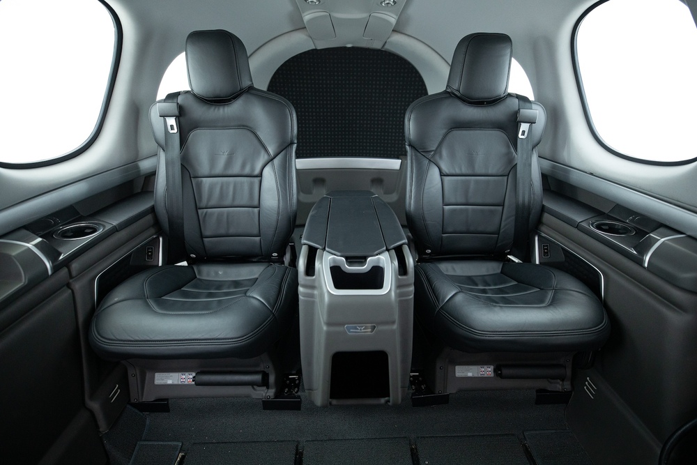 N204HS-7.jpg