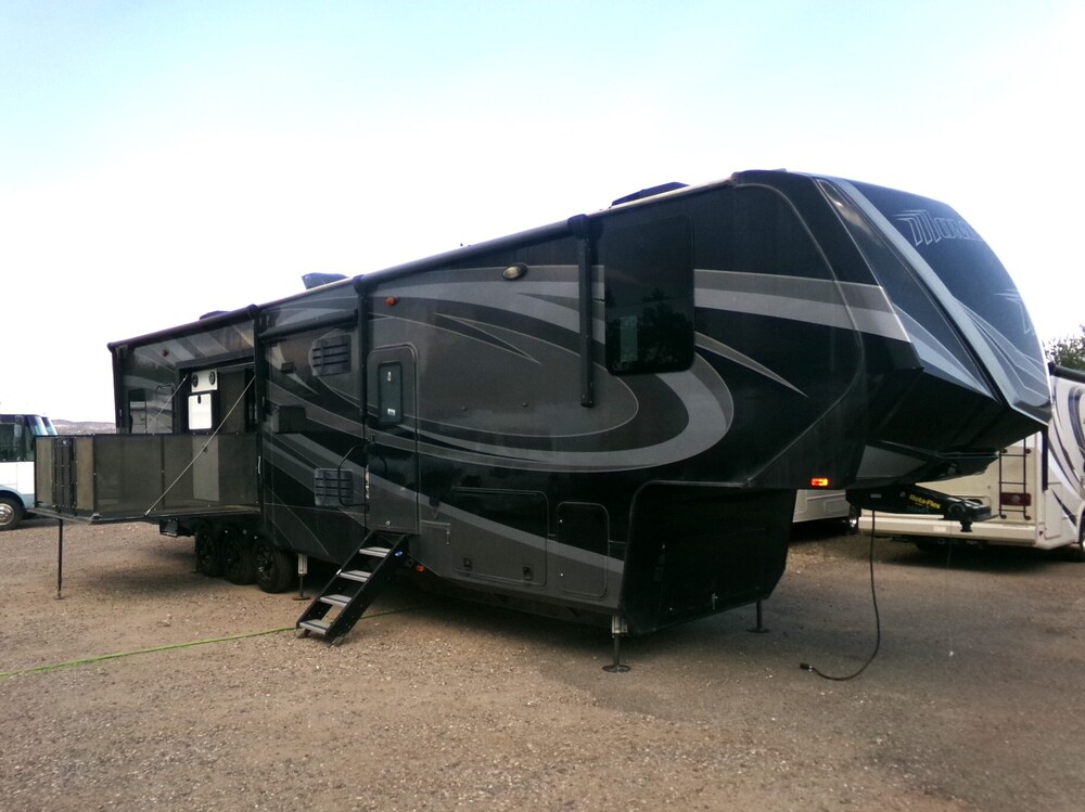 Photo of Rv
