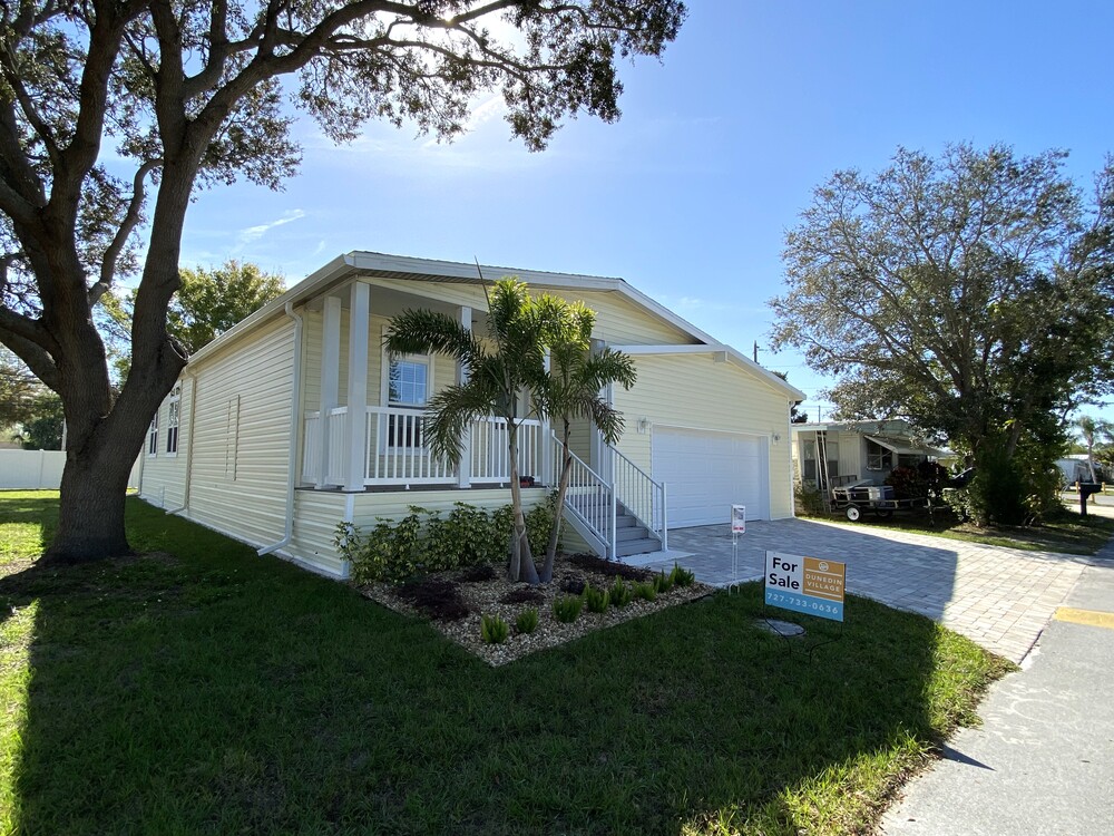 Dunedin Village