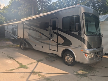 Thumbnail of RV