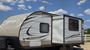 Thumbnail of RV