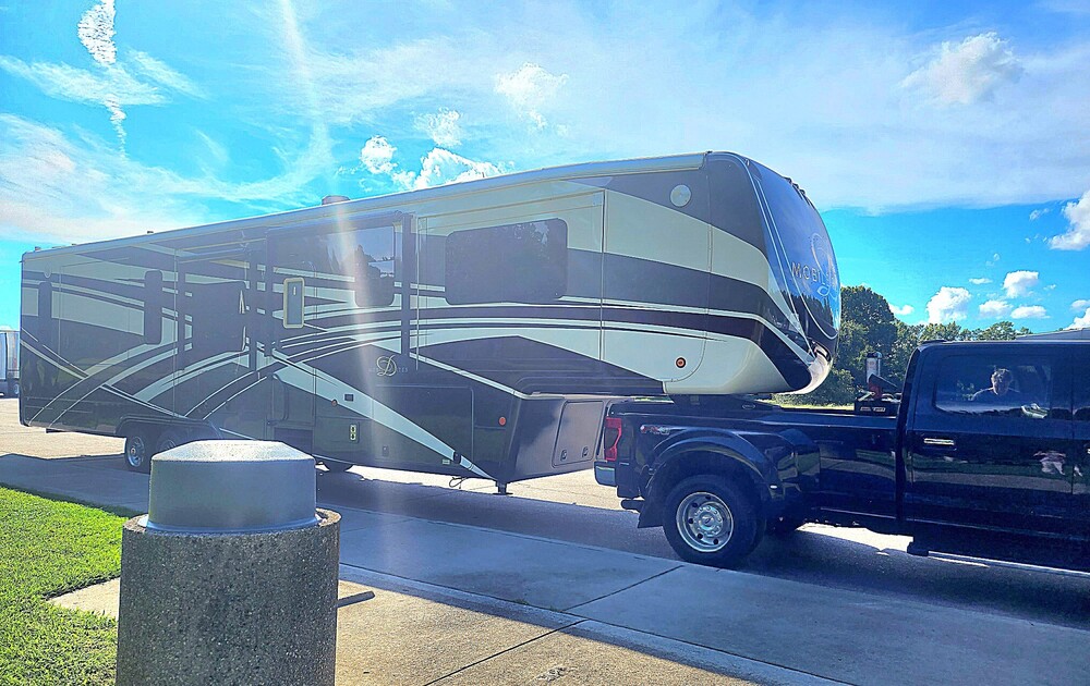 Photo of Rv