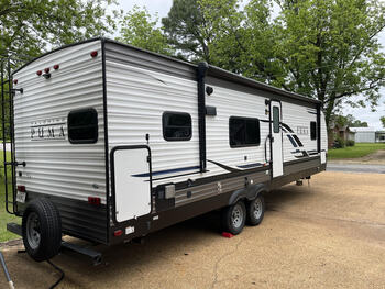 Thumbnail of RV