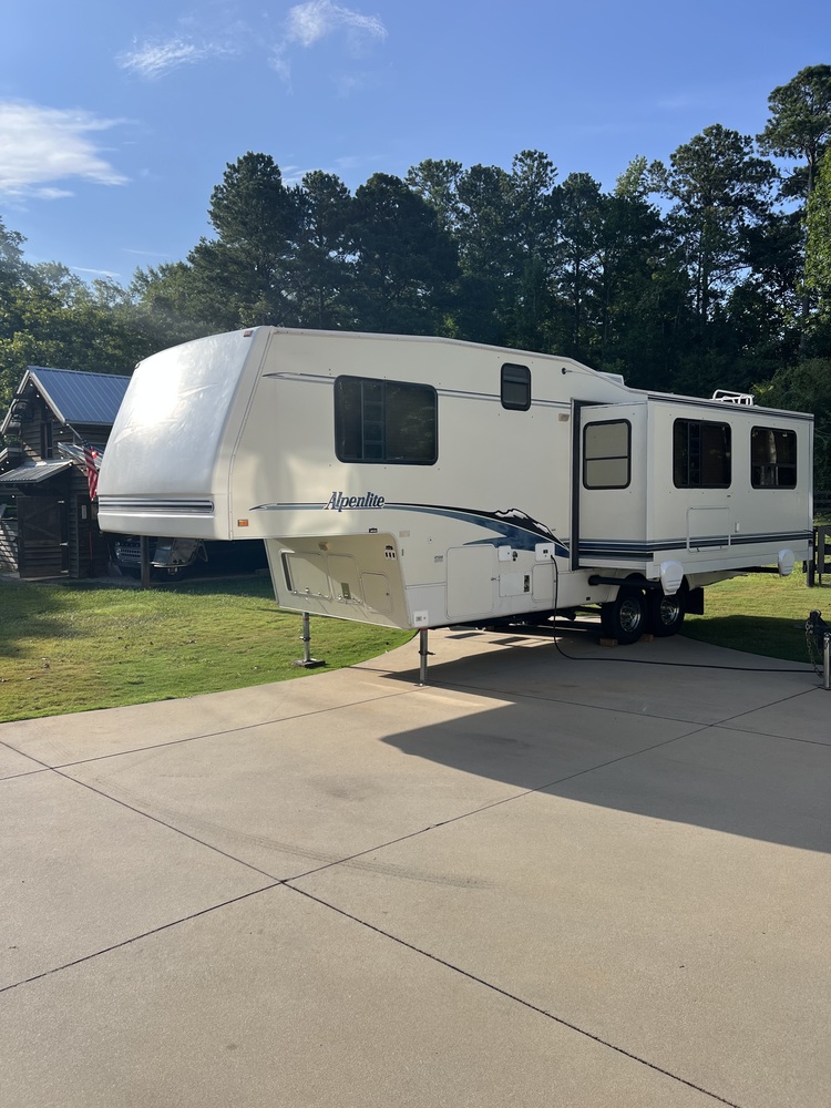 Photo of Rv
