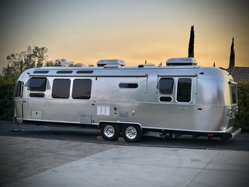 Thumbnail of RV