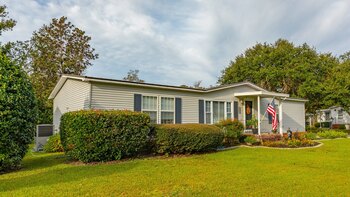 Thumbnail of mobile home park