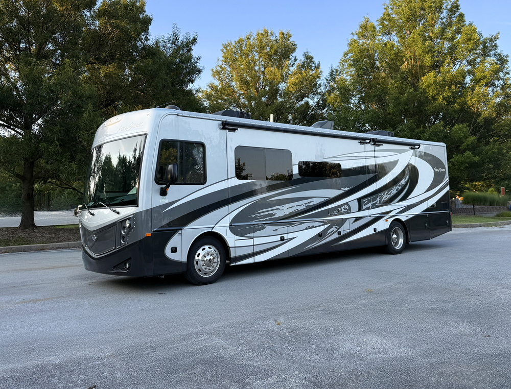 Photo of Rv