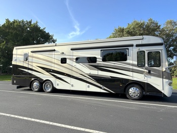 Thumbnail of RV
