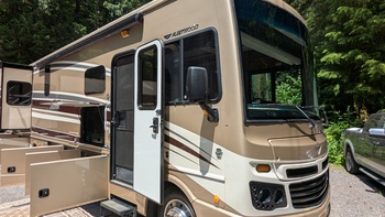 Thumbnail of RV