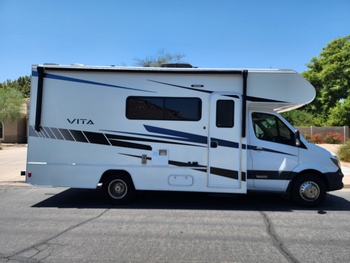 Thumbnail of RV