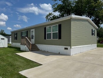 Thumbnail of mobile home